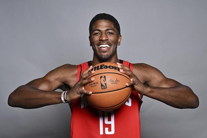 火箭重磅交易:4年820万美元正式签下威廉姆斯,裁掉昔日4号秀中锋