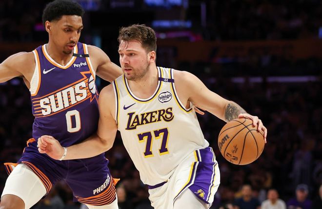 湖人击败太阳终结4连败！东契奇33+11+8詹姆斯观战，杜兰特21分比尔因伤退场