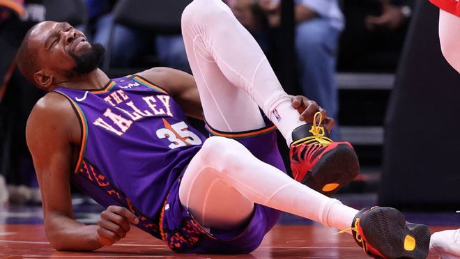 杜兰特两年内三次扭伤左脚踝！至少休战一周，太阳缺他仅2胜11负