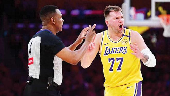 东契奇驱逐冤情曝光！NBA官宣撤销第二次技犯，湖人双杀雷霆希望落空