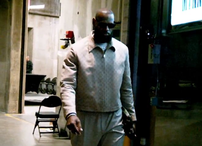 湖人决战！詹姆斯提前4小时备战，东皇面临淘汰，场均得分历史前二