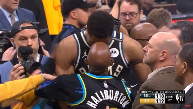 哈利伯顿父亲被禁现场观战步行者！已向字母哥公开道歉，无特权风波引热议