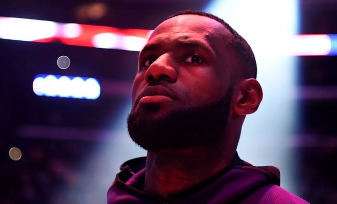 湖人专家：科比的退役之道能教詹姆斯如何优雅谢幕