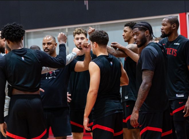 乌度卡公布火箭季前赛计划：伊森与亚当斯首战登场，杜兰特将全程出战