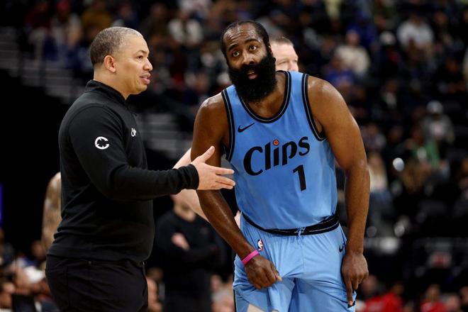 哈登状态堪忧？球探称“并不在最佳状态”，快船或需耐心等待